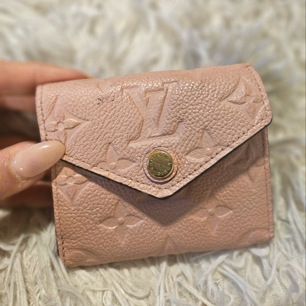 Mini light pink wallet